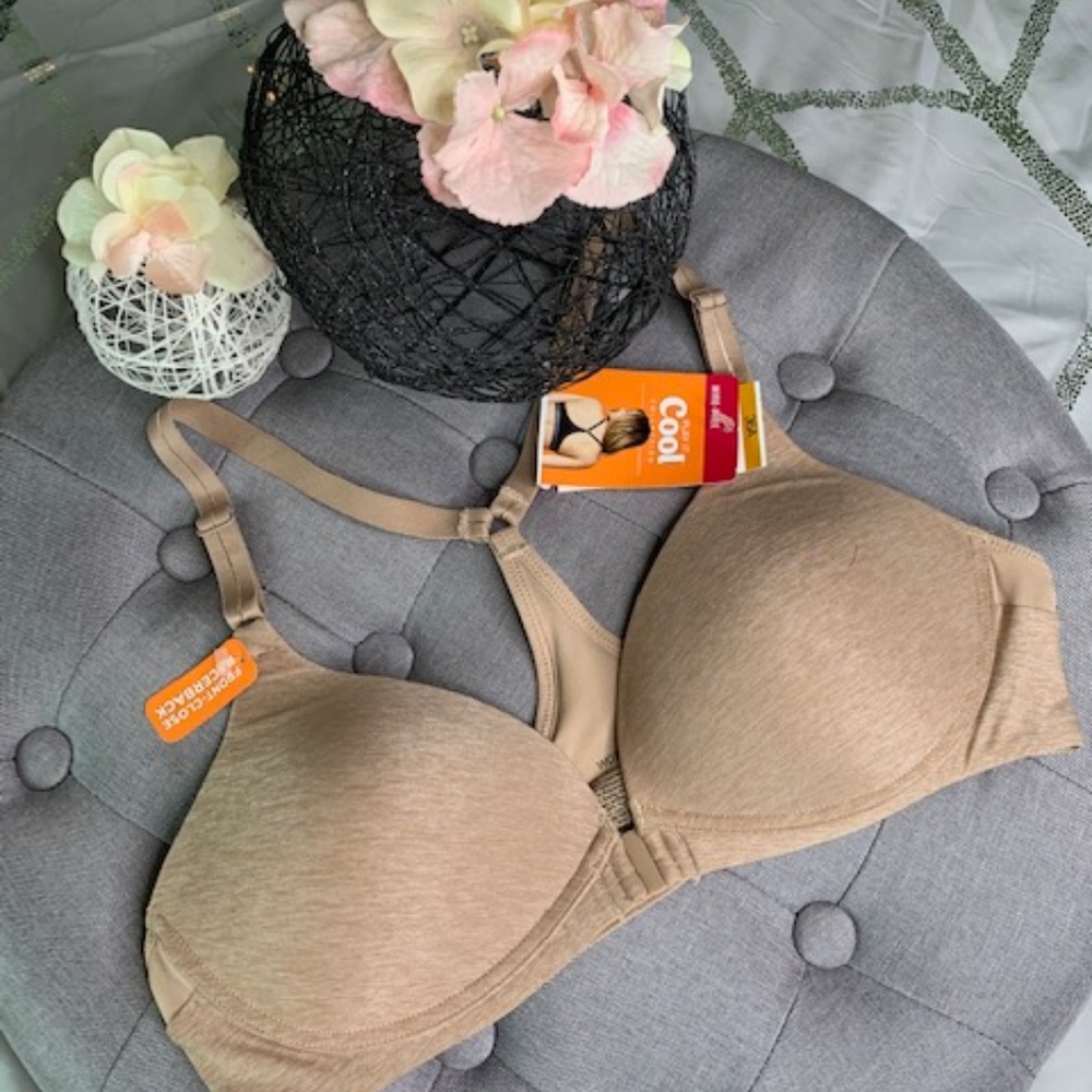 NWT Front Closure, Racerback Bra 36A